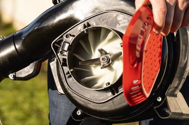 Бензопилосос-лістозбирач Scheppach LBH3500P 4в1: потужний, з Easy Start, 25,4 см³, 1,2 к.с., 295 км/год, 790 м³/год, 50л мішок, насадка для збору та видування