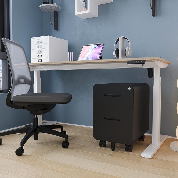 Роликовий контейнер BISLEY EasyRoll з 1 шухлядою та відділенням для документів, чорний. Розміри: 500 x 400 x 500 мм. Для офісу, документів та канцелярії.