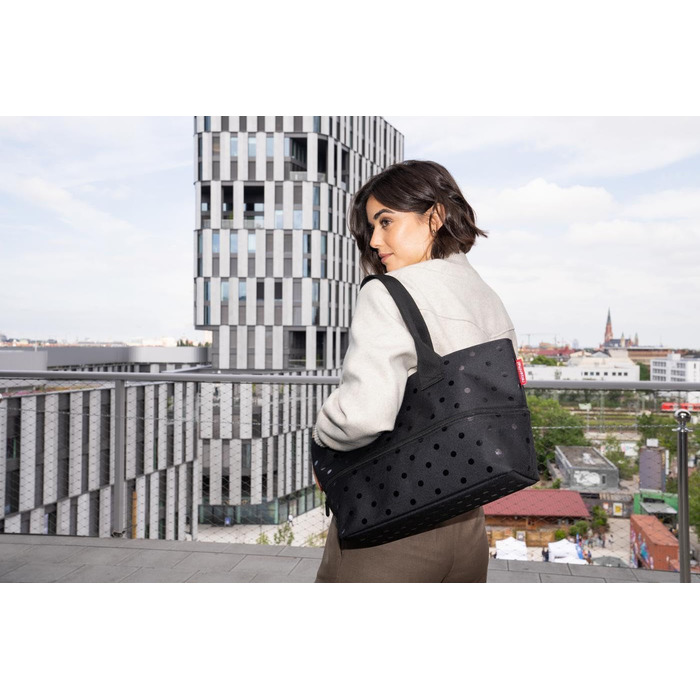 Сумка-шопер Reisenthel Shopper E1 - велика містка сумка для покупок, чорний колір, глянцевий принт Dots