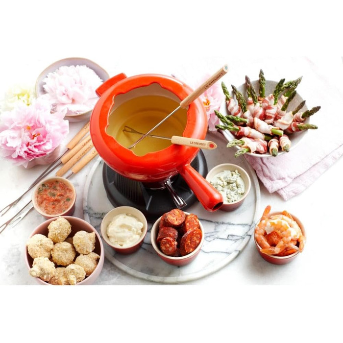 Фондю-набір Le Creuset з чавуну, 2,0 л, червоний (Kirschrot), з 6 виделок, кришкою та підставкою