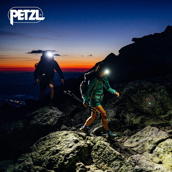 Світлодіодний налобний ліхтар PETZL Adults Actik Core