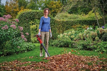 Einhell GE-UB 18/250 Li E-Solo: Акумуляторний повітродув Power X-Change (18 В, 250 км/год, 3 насадки, регулювання швидкості, без акумулятора + акумулятор 4.0Ah та зарядний пристрій)