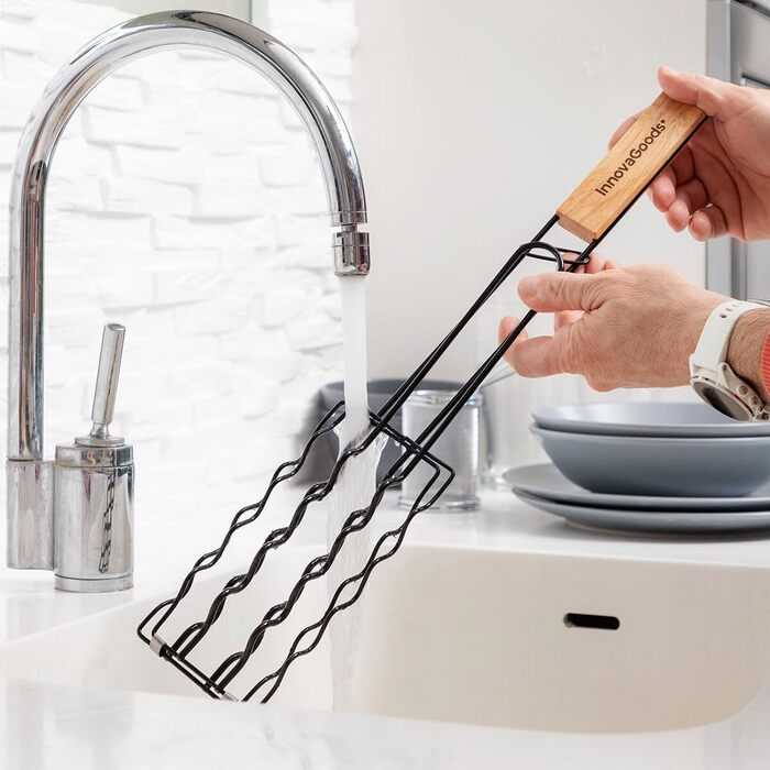 Набір для гриля InnovaGoods 12 предметів: шампури, щипці, лопатка, з нержавіючої сталі, з термостійкими ручками, у валізі, для гриля та барбекю