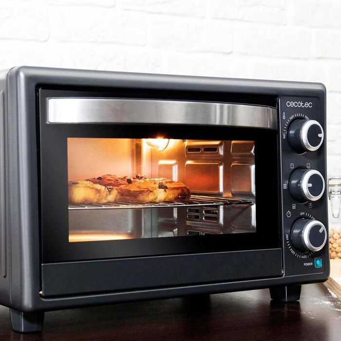 Мультифурна Cecotec Bake&Toast 1090 Black: 1000 Вт, 26 л, таймер, регулювання температури до 230ºC, решітка-гриль, лопатка, комплект
