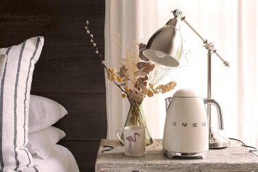 Електричний чайник Smeg KLF03CREU Crema - стильний дизайн та преміум-якість