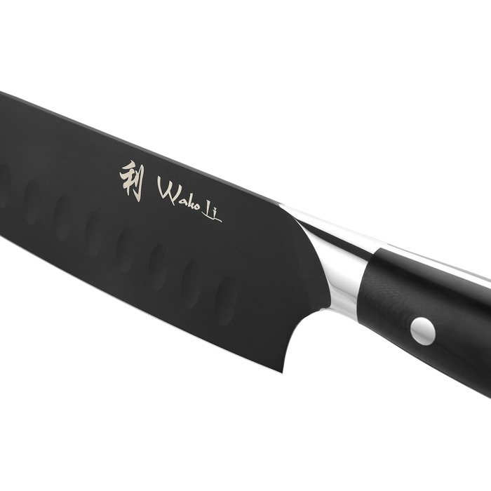 Набір кухонних ножів Wakoli Titanium Noir (5 предметів) з бруском - професійний набір ножів з титанового покриття, нержавіюча сталь, чорний, магнітний бруск, включає ніж Сантоку