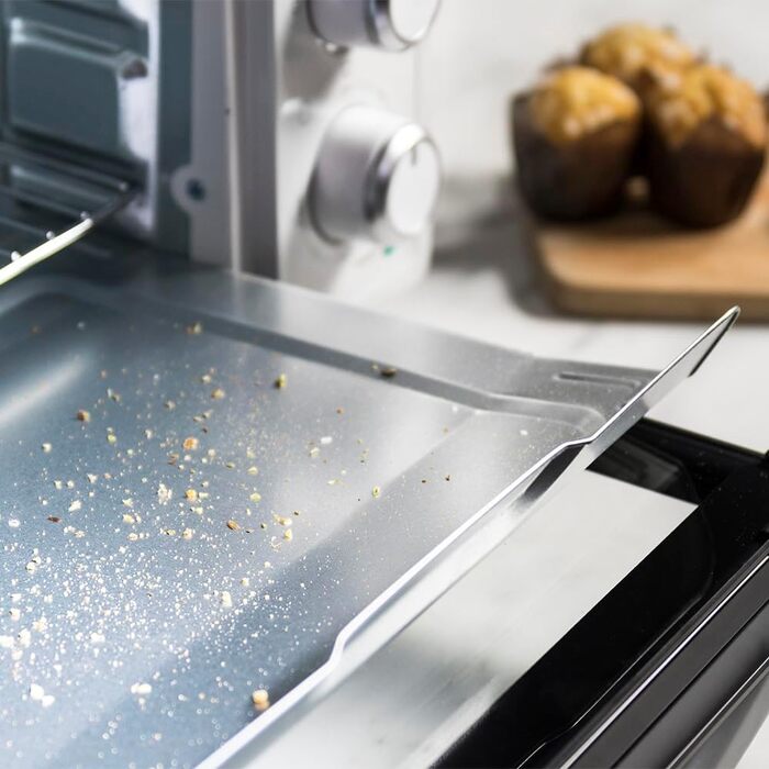 Мультифурна Cecotec Bake&Toast 1090 Black - 23 л, 1000 Вт, таймер, регулювання температури до 230ºC, решітка-гриль, лопатка