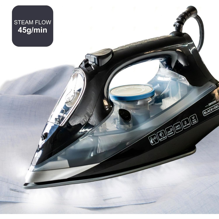 Праска Black+Decker BXIR2606E: 2600W, керамічна підошва, вертикальне прасування, антикальк, 170 г/хв