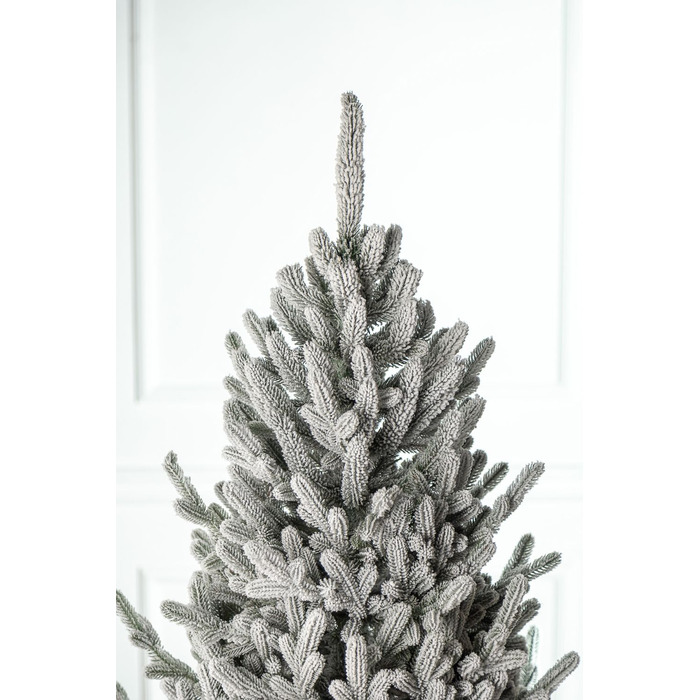 Ялинка лита 'Віденська' ЗАСНІЖЕНА 2,30м