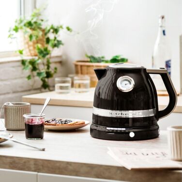 Електричний чайник KitchenAid 1.5L з регулюванням температури, фільтром від накипу та індикатором (Onyx Black)