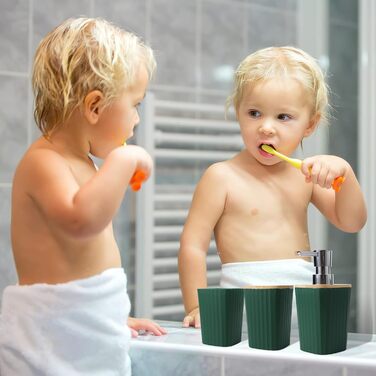 Комплекти аксесуарів для ванної кімнати, 9 предметів: набір темно-зелених аксесуарів для ванної з відром, лотком для косметики, дозатором мила, мильницею, стаканчиком для зубної щітки, щіткою для унітазу та контейнером для ватних паличок. Темно-зелений на