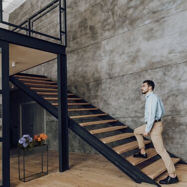 Підставка для квітів Relaxdays з металу, чорного кольору