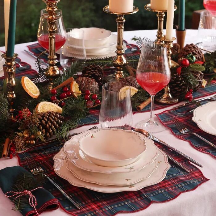 Різдвяний набір посуду Karaca, 6 персон, 24 предмети - Атмосферний посуд для святкових подій та сімейних урочистостей