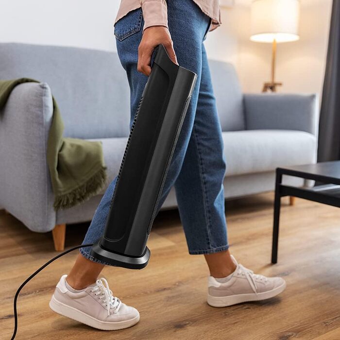 Керамичний обігрівач Cecotec Ready Warm 10100 Smart Ceramic: 2200 Вт, LED дисплей, 3 режими, термостат, захист від перекидання та перегріву, осциляція, білий колір. З пультом дистанційного керування та сенсорною панеллю