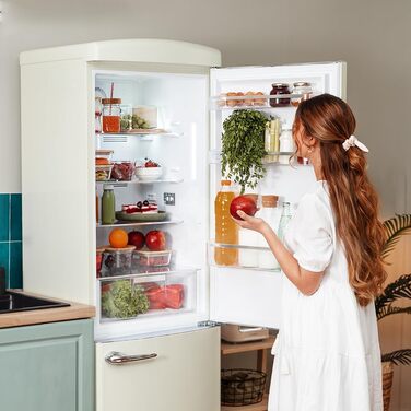 Міні-холодильник Cecotec Bolero CoolMarket TT Origin 45: 294 л, 1 дверцята, бежевий, з LED-підсвічуванням, відкривачкою для пляшок, ретро-дизайн