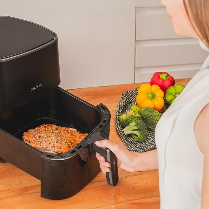 Фритюрниця без олії Cecotec Cecofry 6000 Full, 6 л, 1700 Вт, PerfectCook, 12 режимів, чорний