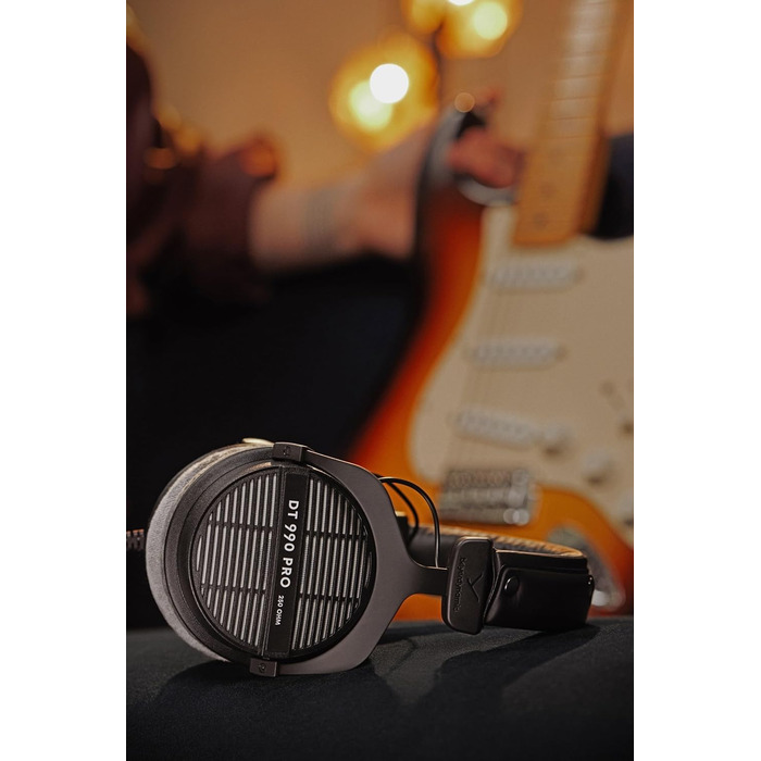 Накладні навушники beyerdynamic DT 990 PRO, 250 Ом, для мікшування/мастерингу, односторонні дротові