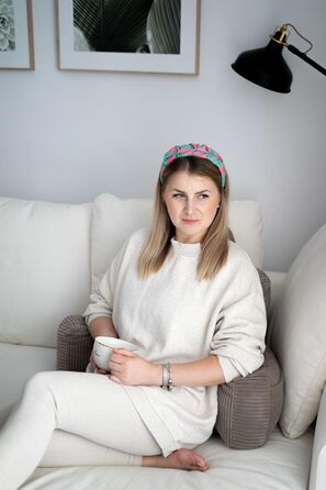 Підголовник Flumi з підлокітниками для читання, перегляду телевізора та відпочинку, подушка для ліжка та дивана з пральною наволочкою, наповнювач Foam, спинка з ручкою для перенесення (Кord, Бежевий)