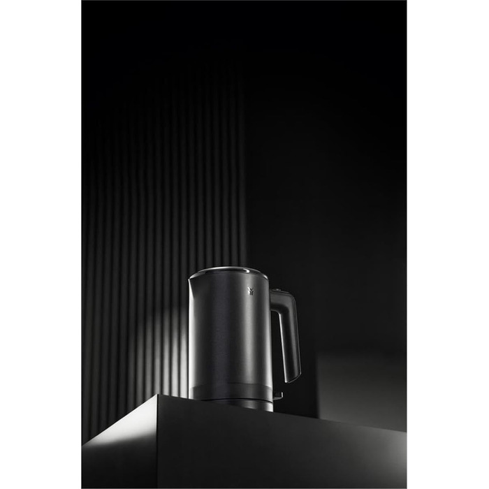 Електричний чайник-термос WMF Küchenminis 0.8л, нержавіюча сталь, чорний Deep Black