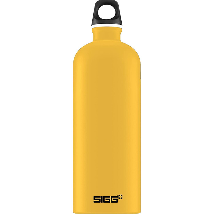 Вулична пляшка для пиття SIGG Traveller (1 л), що не містить забруднюючих речовин і герметична пляшка для пиття для піших прогулянок, легка спортивна пляшка для пиття з алюмінію (Mustard Touch)