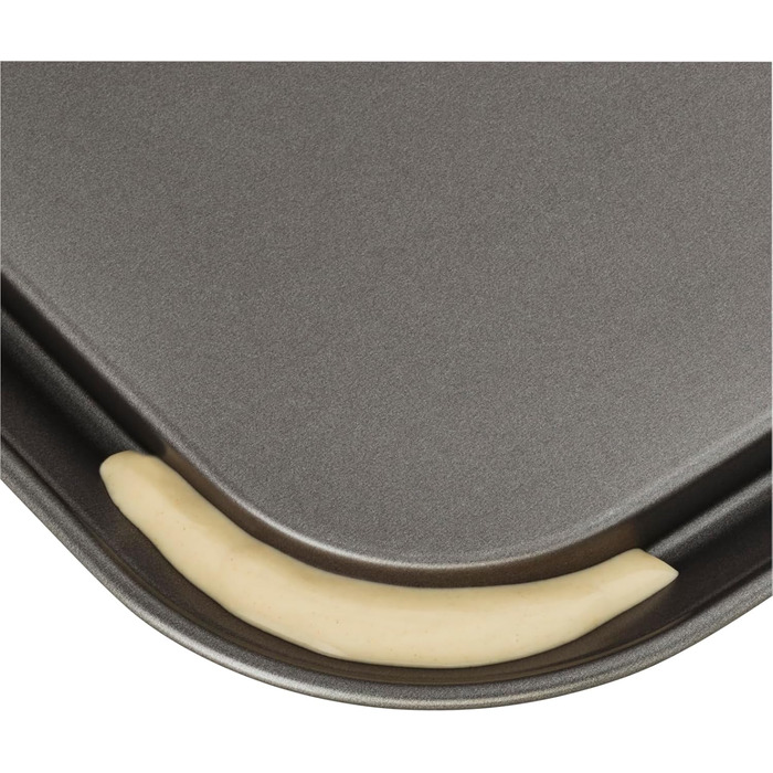 Форма для випічки Kaiser Inspiration прямокутна 36 x 24 см з кришкою, антипригарне покриття, для тірамісу, з плоскою основою, витікає, легко закривається