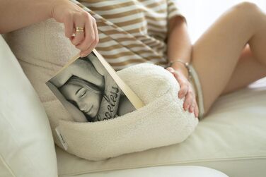 Подушка для спини з підлокітниками Flumi для читання, перегляду телевізора та відпочинку. Зручна подушка для ліжка та дивана з знімним чохлом, м'яка піна, з ручкою (Бежевий Boucle)