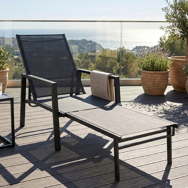 Шезлонг складаний портативний для саду з висувною підніжкою, 5 положень спинки, дихаючий матеріал