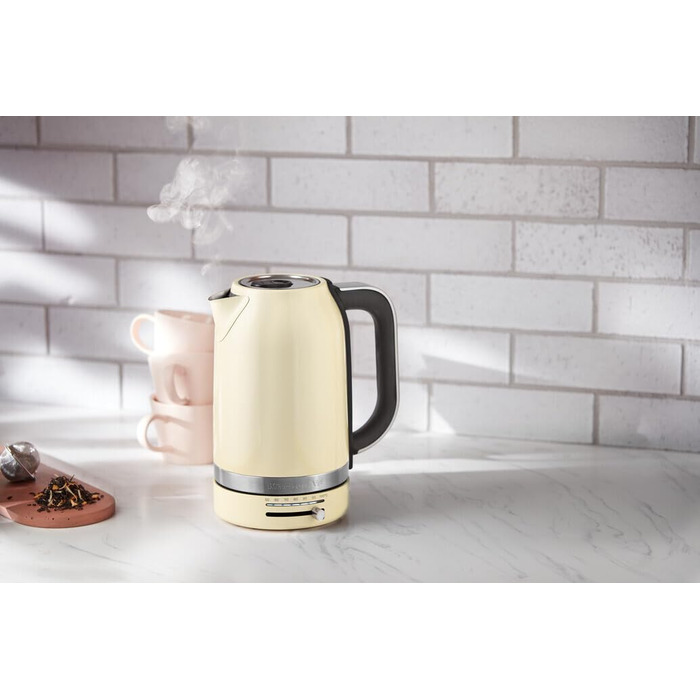 Електричний чайник KitchenAid з регулюванням температури 50-100°C, 1.7L, кремовий колір