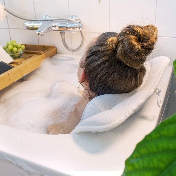 Набір для ванни Navaris: килимок та подушка для ванни - 125x42 см, білий