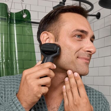 Електричний тример для тіла MANSCAPED® The Chairman™ Plus з двома насадками, SkinSafe®-фільтром та прецизійними ножами, USB-C зарядка, для делікатної стрижки