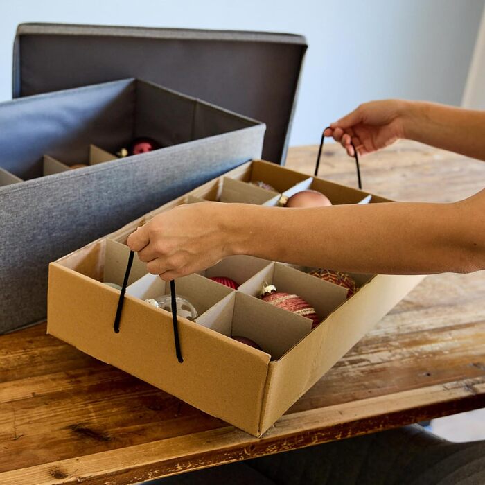 Преміум коробка для зберігання новорічних прикрас LOVE IT STORE IT - тканинна коробка з 30 відділеннями, знімний піднос, сіра, 58x36x25 см