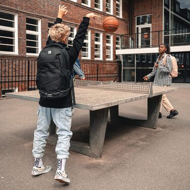 Шкільний рюкзак AUDETIC AERO Teen - ергономічний, кілька відділень, водовідштовхувальний, чорний