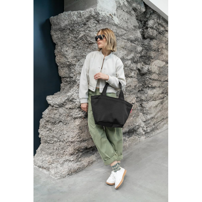 Сумка-шопер Reisenthel Shopper M чорна Mesh - велика, водонепроникна, для покупок та повсякденного використання
