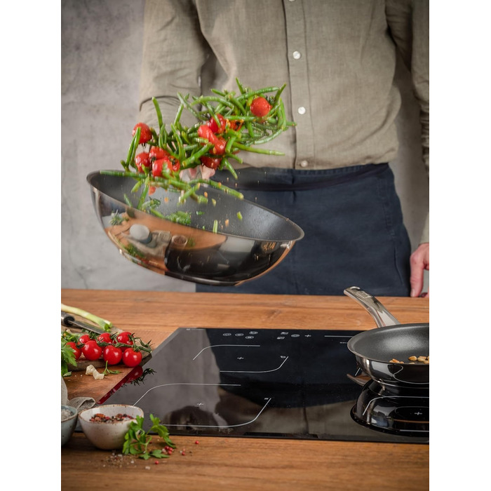 Пан з нержавіючої сталі Berndes Napoli 28 см – універсальна, антипригарна, з капсульним дном та кварцовим покриттям
