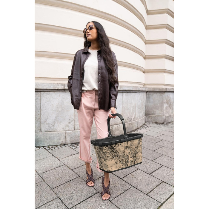 Сумка-шопер Reisenthel Carry Bag – стабільний кошик для покупок з великим об'ємом та практичною внутрішньою кишенею. Елегантний та водостійкий дизайн (Jacquard Brown, Single)