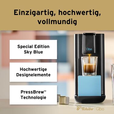 Кавомашина Tchibo Qbo ICONIC Pantone™ Premium з 16 капсулами для еспресо, кави та кави Grande, компактний інноваційний дизайн, колір Sky Blue + 16 капсул