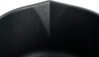 Каструля Woll Nowo Titanium, Ø 18 см, висота 10 см, 2,0 л, 2 бічні ручки, для всіх типів варильних поверхонь, вогнетривка, чорна
