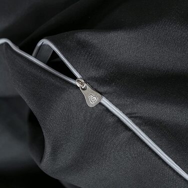 Чорна постільна ковдра Good Nite 200x200 см, 3 шт. (ковдра + 2 наволочки) з мікрофібри, дихаюча, м'яка