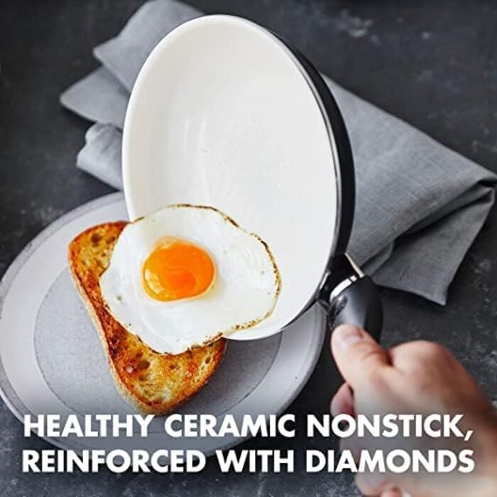 Сковорода GreenPan Rio з антипригарним покриттям Ceramic, без PFAS, Cool-Stay ручка, безпечна у духовці до 160°C, придатна для миття в посудомийній машині, чорно-кремова, 18 см