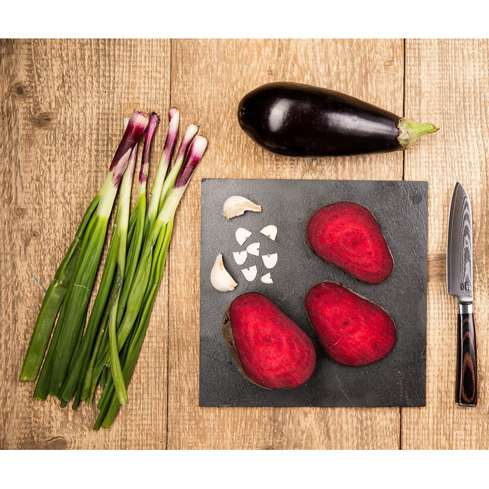 Ніж Santoku ZEUß Damast (24 см) - професійний кухонний ніж з дамаської сталі 67 шарів, з точильним каменем, дерев'яною ручкою та захистом леза, подарункова коробка