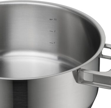 Каструля WMF Ultimate Cool 24 см з нержавіючої сталі Cromargan з індукційним дном, 4.1л, з кришкою з нержавіючої сталі, з внутрішньою шкалою, з терморегульованими ручками, придатна для миття в посудомийній машині