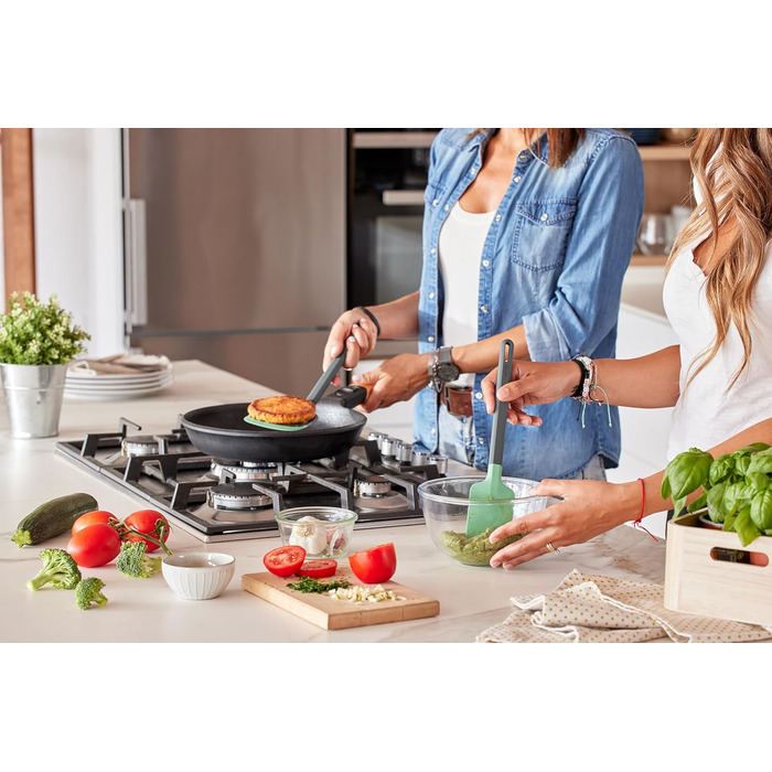 Набір кухонних аксесуарів Lékué 5 шт. з силікону та пластику (лопатка з рифленням)