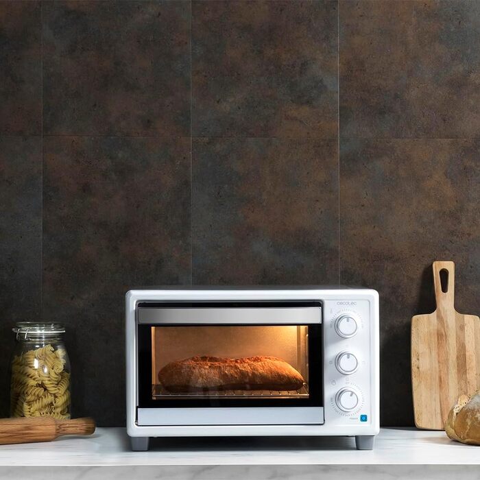 Мультифурна Cecotec Bake&Toast 1090 Black - 23 л, 1000 Вт, таймер, регулювання температури до 230ºC, решітка-гриль, лопатка