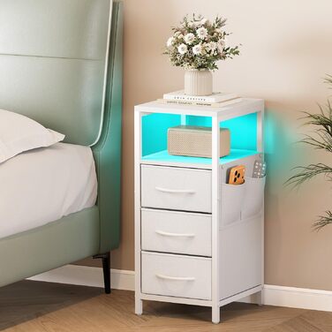 Нічний столик з підзарядкою та LED-підсвіткою, білий, 25x30x60 см. 3 висувні шухляди, полиця, 2 AC, USB та Type-C порти. Для спальні, вітальні, офісу.