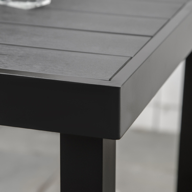 Outsunny Garden Table на 4 персони Компактний обідній стіл з простого у догляді алюмінію, пластику, чорного 80x80x74см для садових меблів