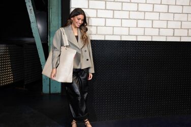 Сумка-шопер Reisenthel Shopper XL – велика, водонепроникна, у стилі сумки-шопер (Teddy Sand)