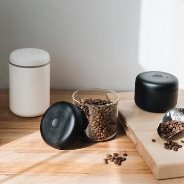 Контейнер для кави та продуктів з вакуумним насосом, 1,2 л