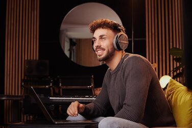 Студійні навушники-вкладиші beyerdynamic DT 990 PRO, односторонні, для зведення/мастерингу, 80 Ом, Зроблено Німеччина