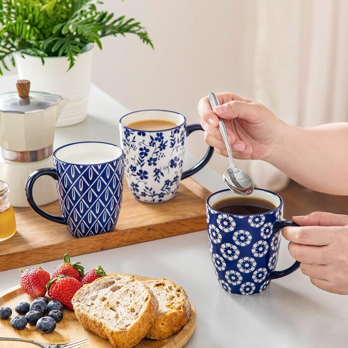 Набір кавових чашок Vancasso Selene, 6 шт., 360 мл, блакитно-білий вінтажний дизайн