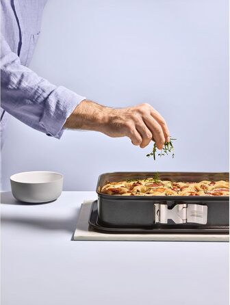 Форма для випічки Kaiser La Forme Plus прямокутна 35 x 24 см з емальованим дном, антипригарне покриття, для торту, тирамісу